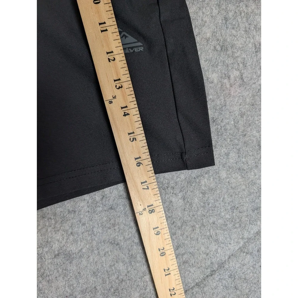 Quiksilver DryFlight Mens Black Active Training Shorts Zipper Pockets EQYFB03093